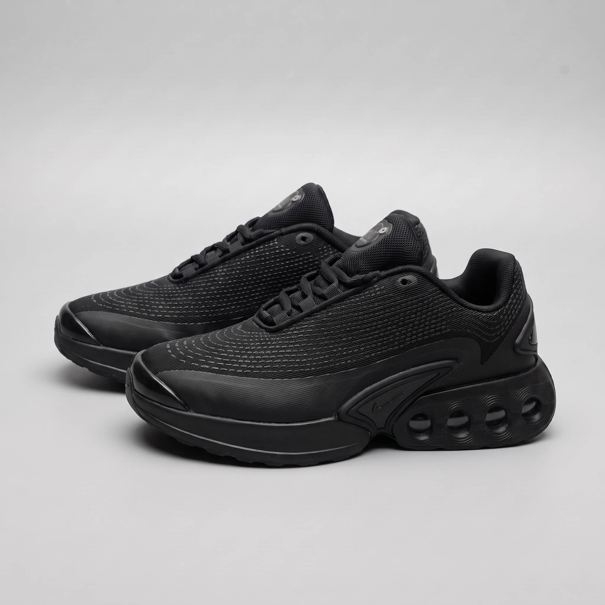 Air Max Dn – Triple Black